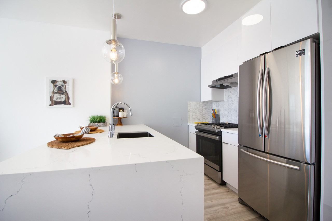 400 Page Street - Photo 4 of 17