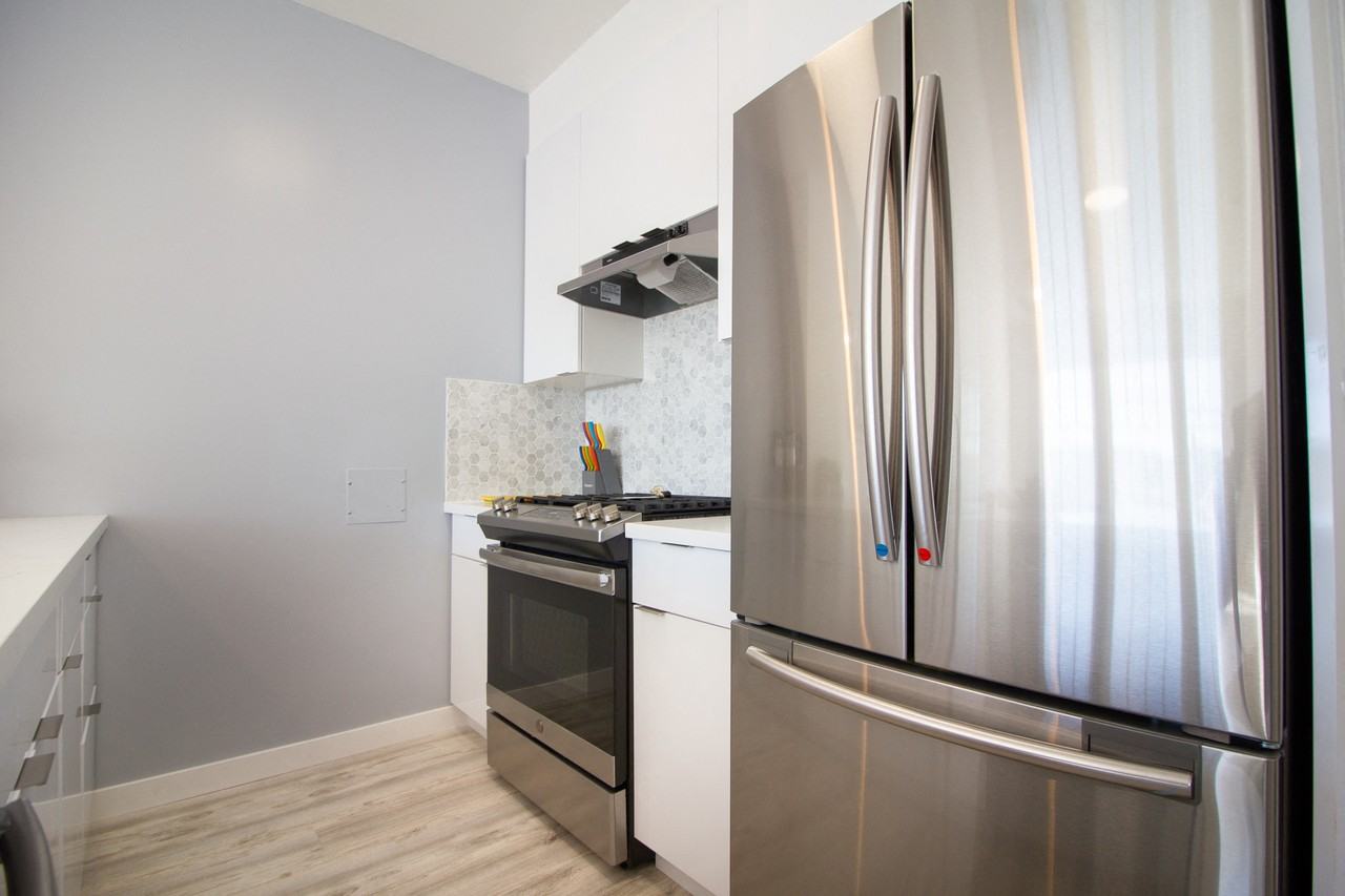 400 Page Street - Photo 6 of 17