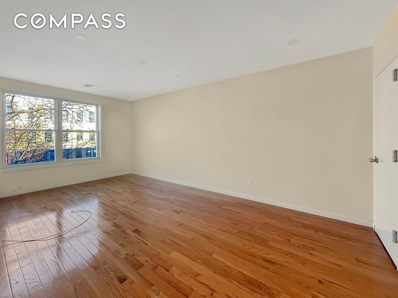 432 Chauncey St #1 - Photo 6 of 8