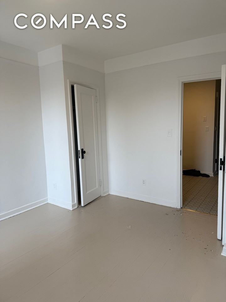 170 Ludlow St #3B - Photo 2 of 10