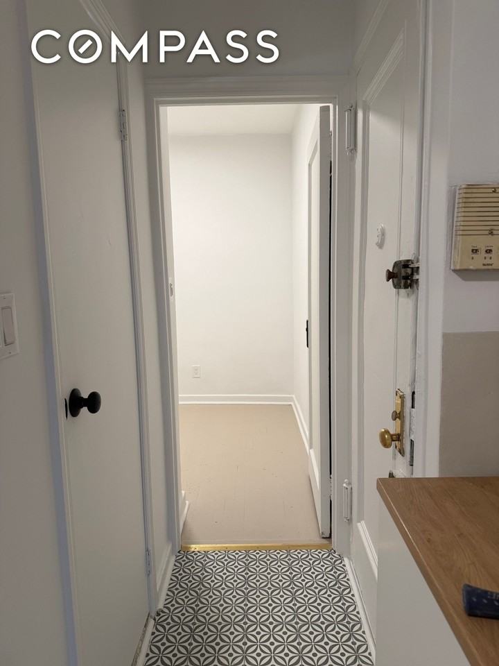 170 Ludlow St #3B - Photo 4 of 10