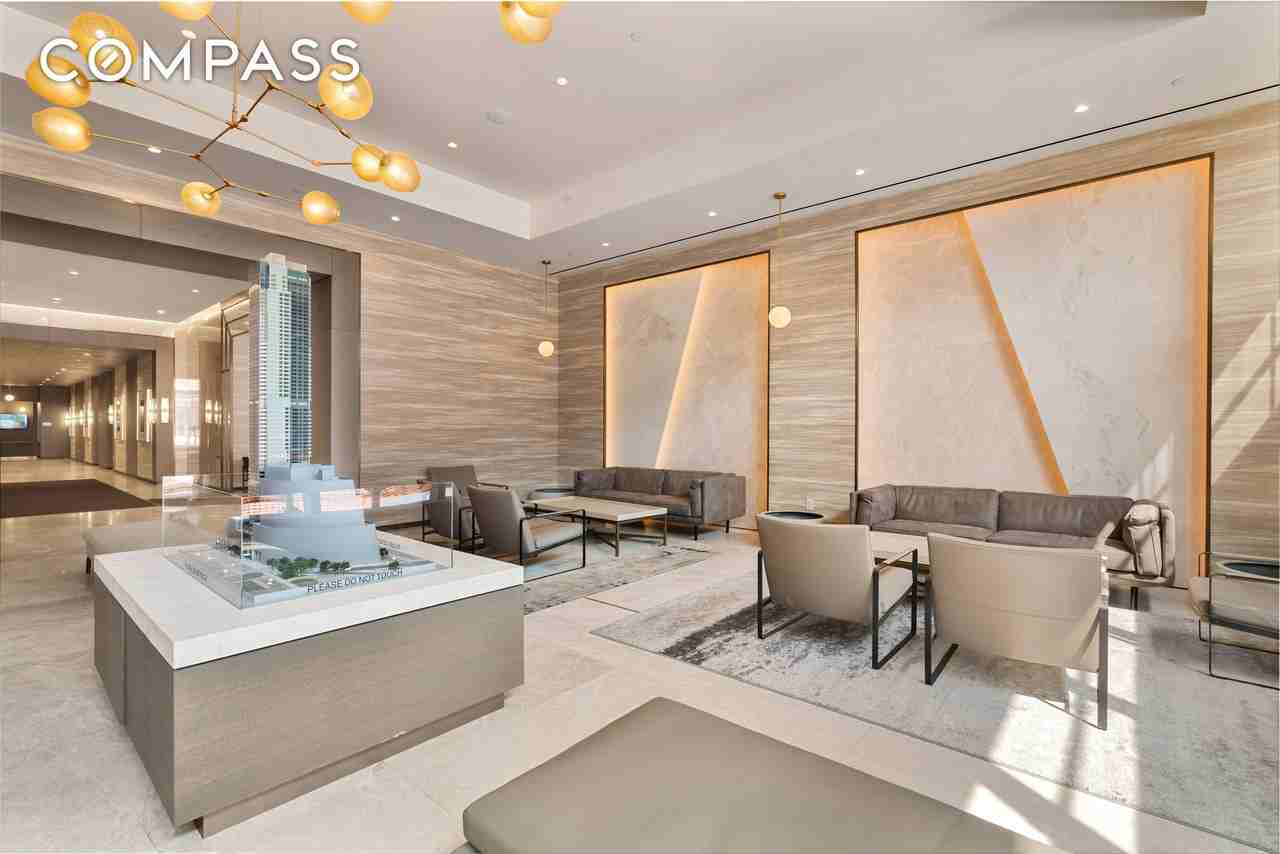 3 Court Sq #507 - Photo 4 of 6