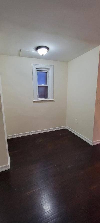 35 East 10th Street #1R - Photo 5 of 8