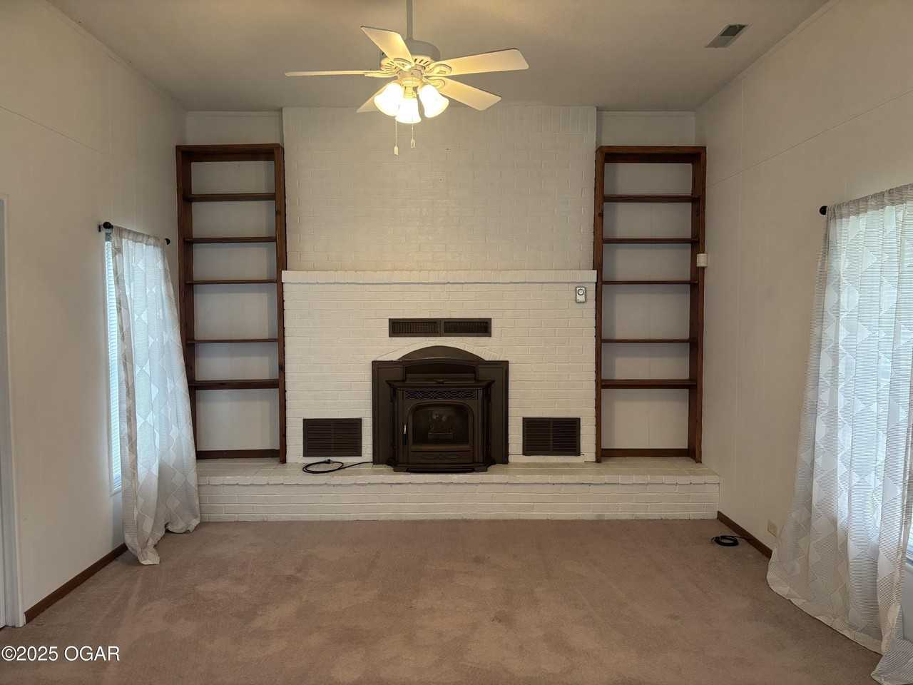 1430 South St - Photo 4 of 10