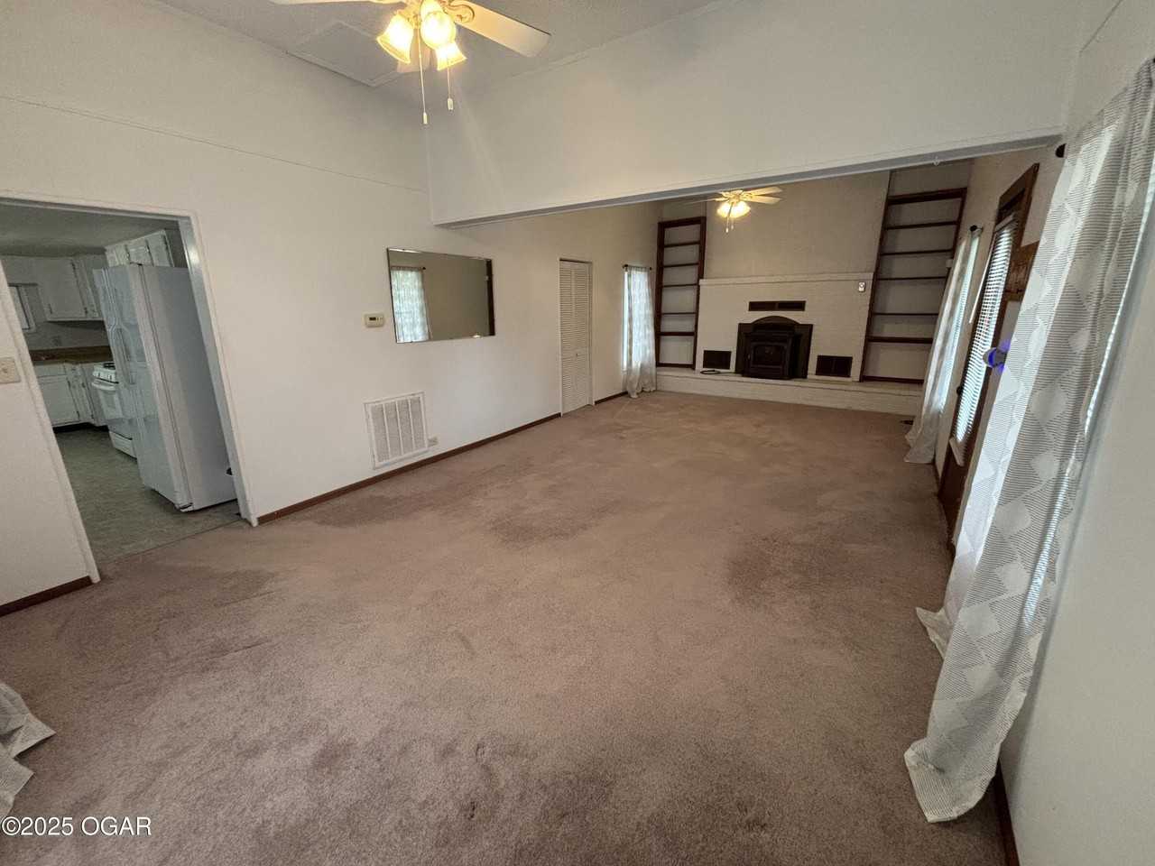 1430 South St - Photo 5 of 10