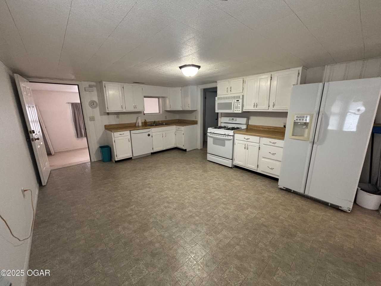 1430 South St - Photo 7 of 10