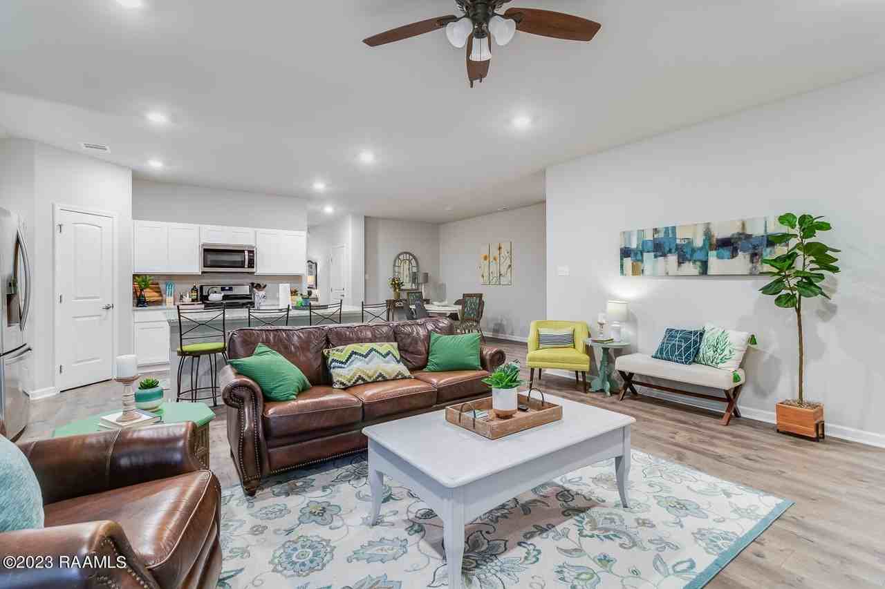 109 Red Pine Dr - Photo 7 of 20