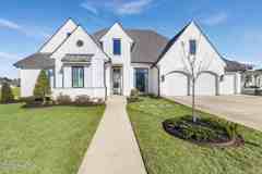 105 Trailing Oaks Dr - Photo 1 of 1