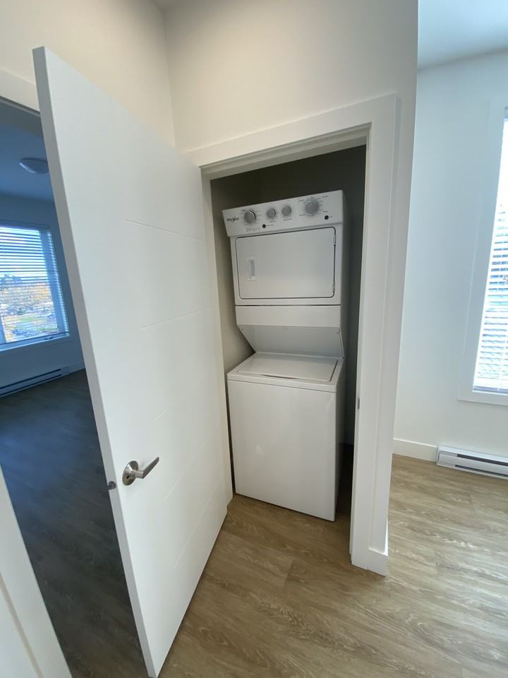 858 Georgia Avenue #305 - Photo 5 of 13