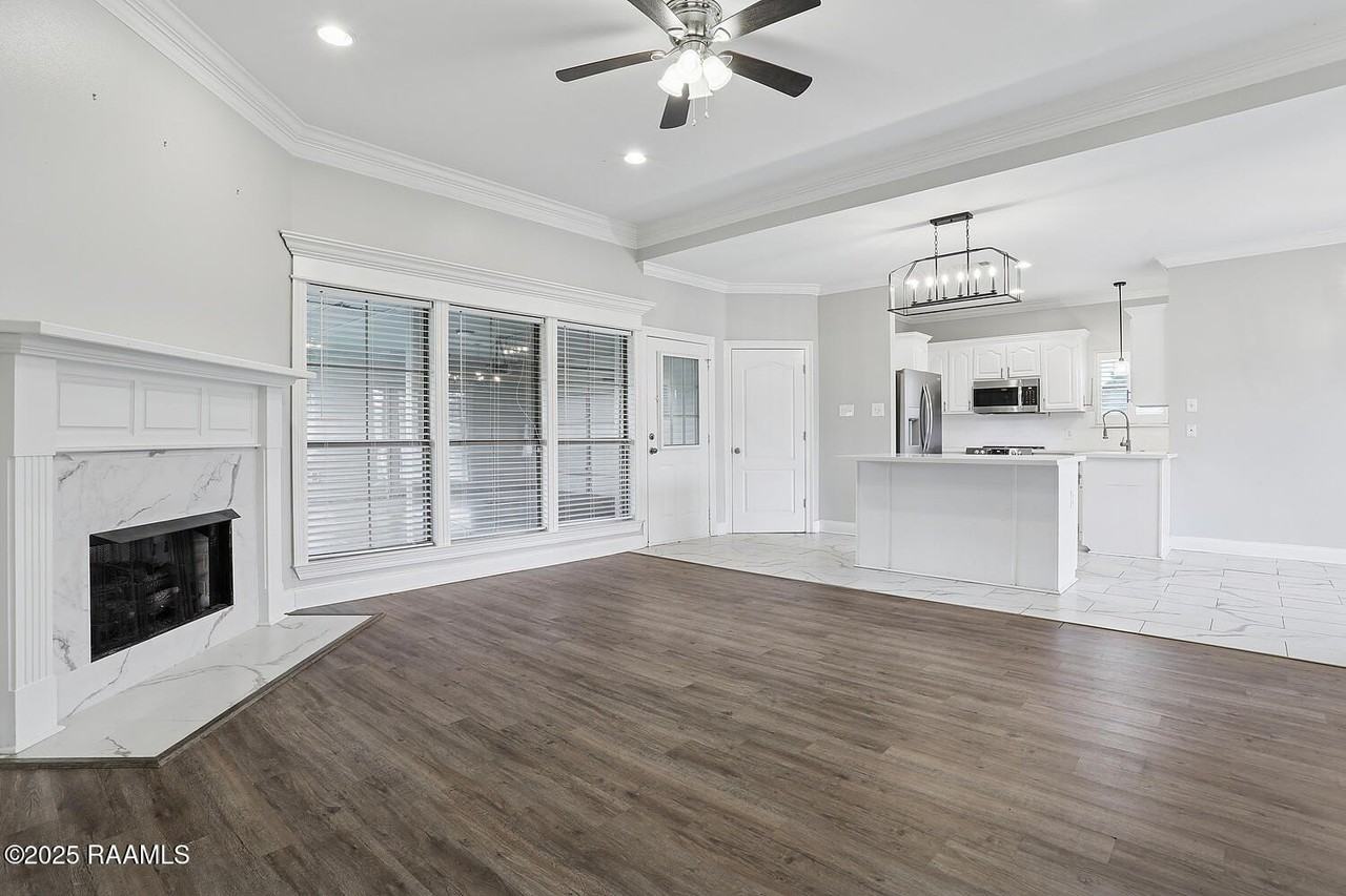 42172 Brandy Ave - Photo 6 of 19