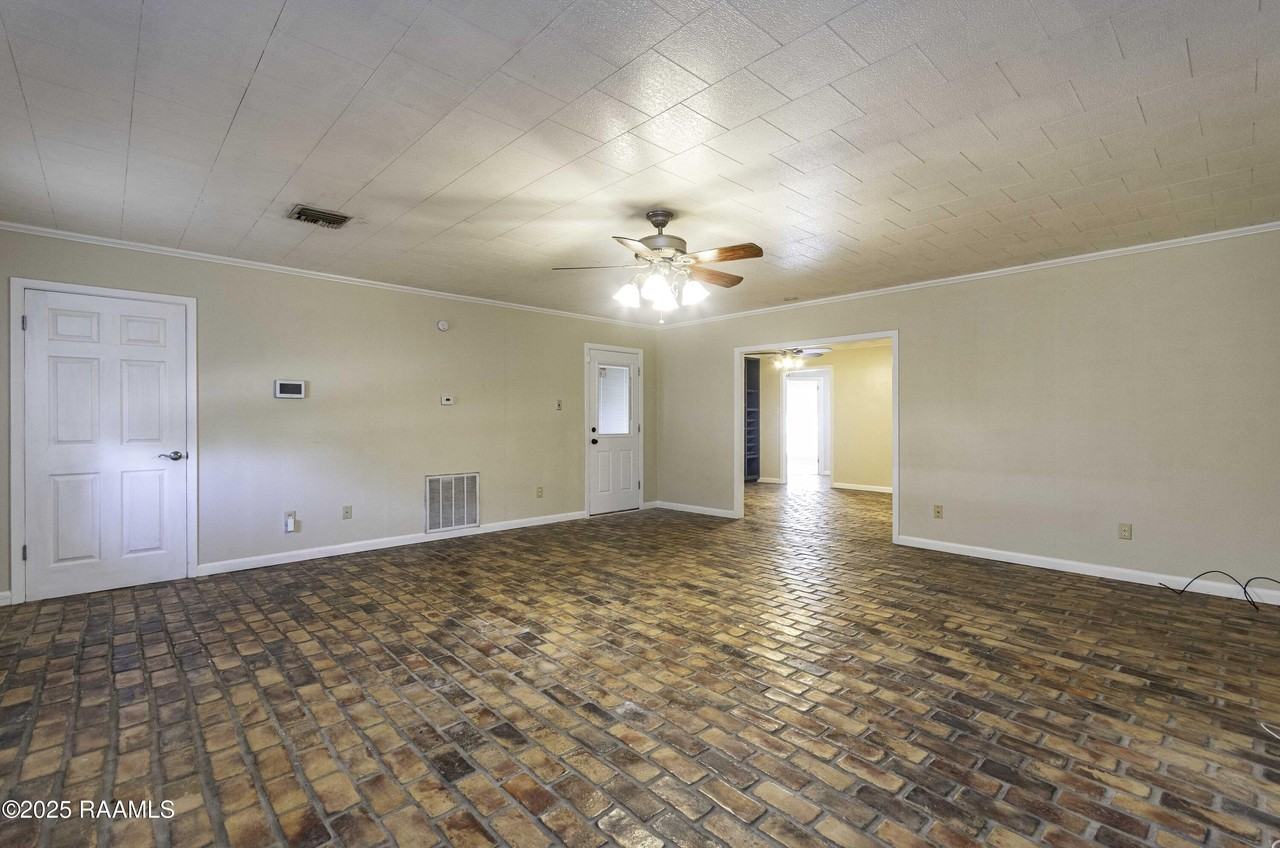 101 Wakefield Dr - Photo 7 of 28