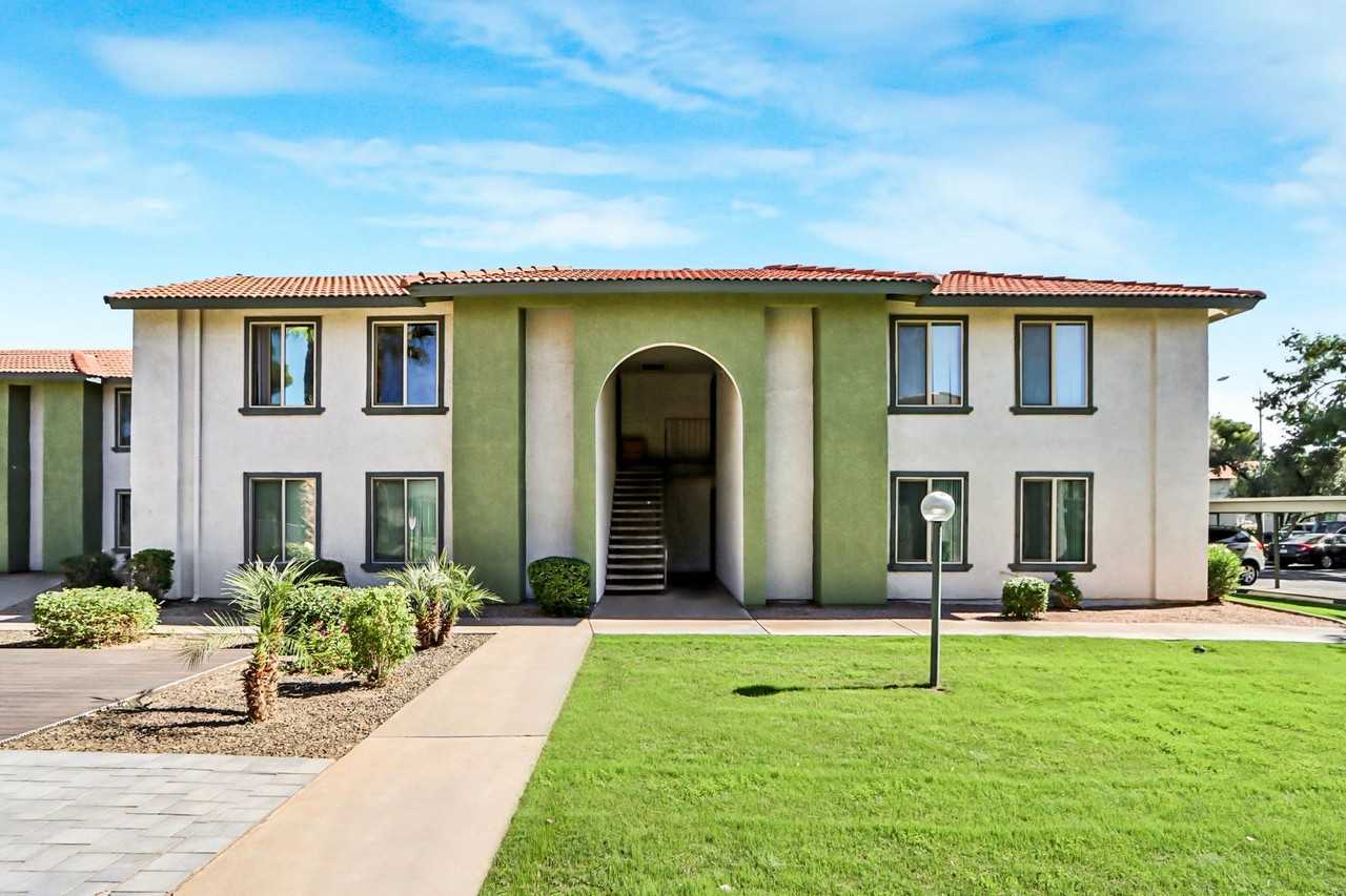 Sahara and Playa Palms - Photo 3 of 50