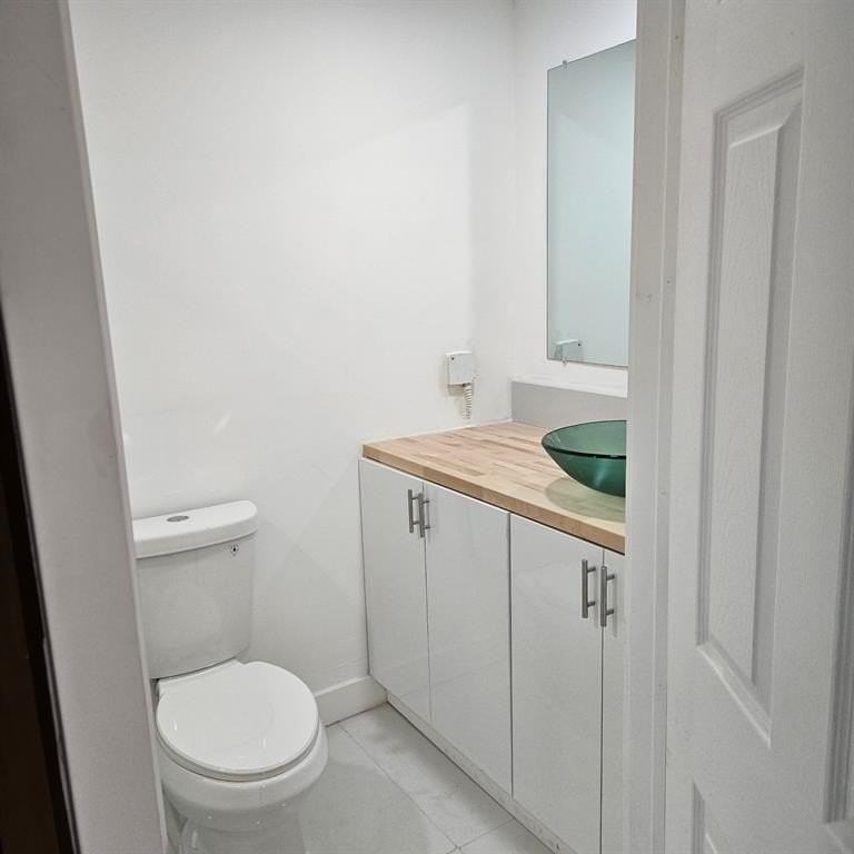 206 Northeast 13th Street #A - Photo 6 of 10