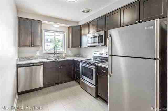 1909 Gardenia Avenue #3 - Photo 2 of 12