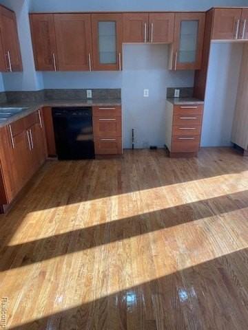 8263 Merrill St - Photo 4 of 10