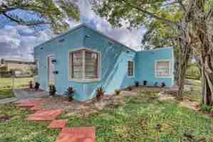 featured image of 3000 Broadway #3