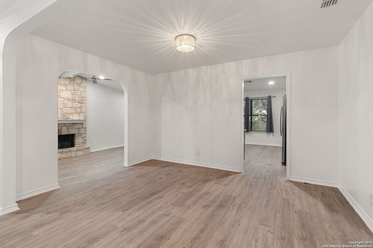 11214 Blue Waters - Photo 3 of 16