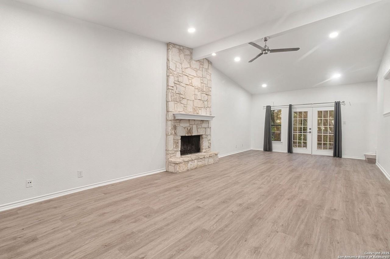 11214 Blue Waters - Photo 4 of 16