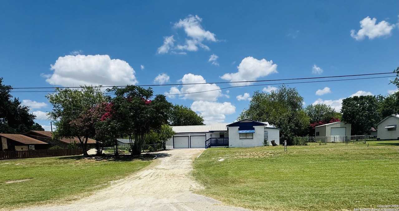 8287 Farm-to-Market Road 2790 - Photo 2 of 26