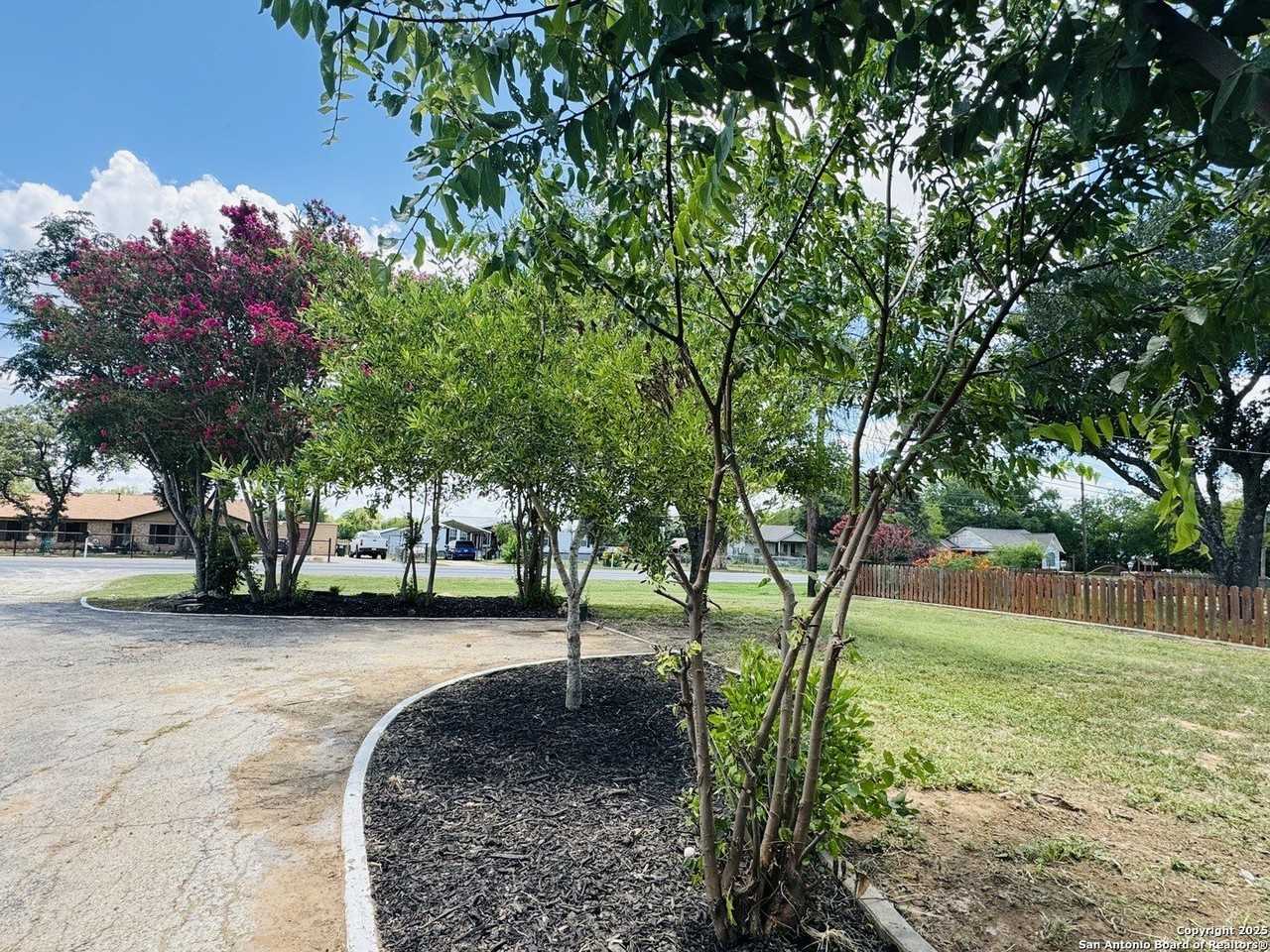 8287 Farm-to-Market Road 2790 - Photo 5 of 26