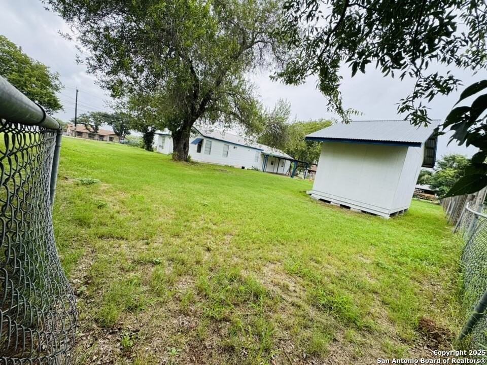 8287 Farm-to-Market Road 2790 - Photo 7 of 26