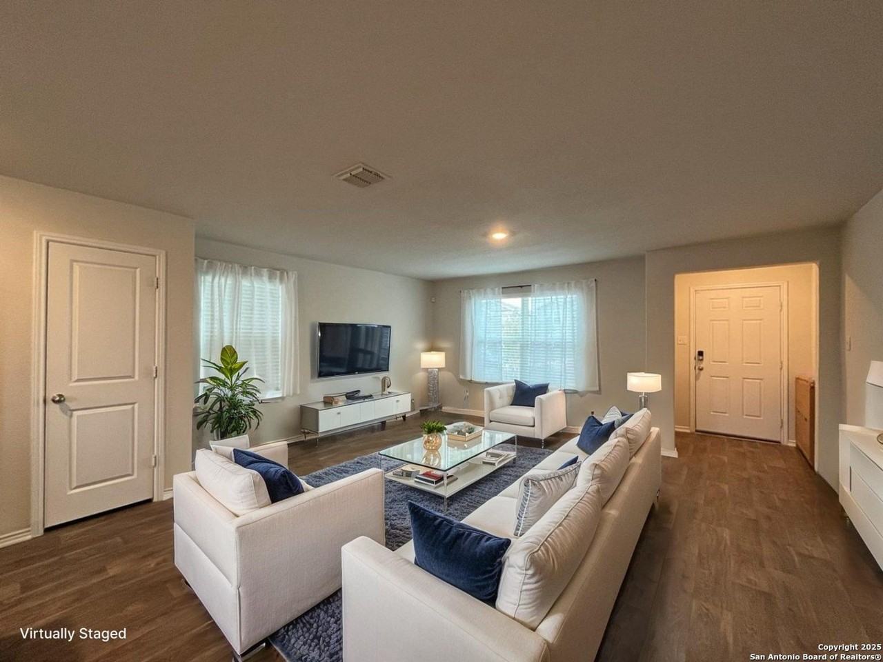 13759 Red Rock Run - Photo 3 of 43