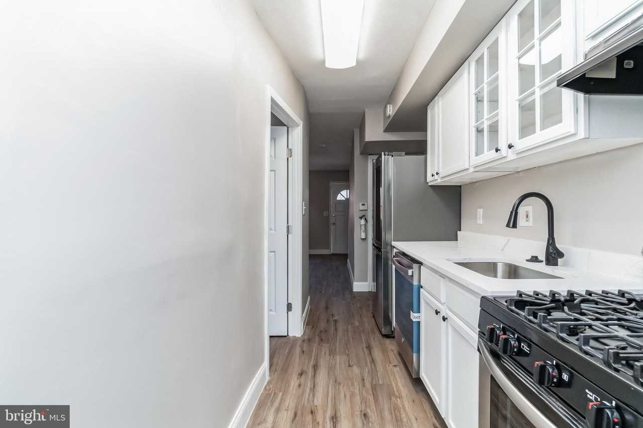 1515 1st Street Southwest - Photo 6 of 37