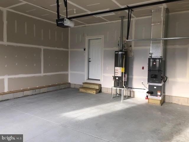 10 Backwater Ct - Photo 3 of 14