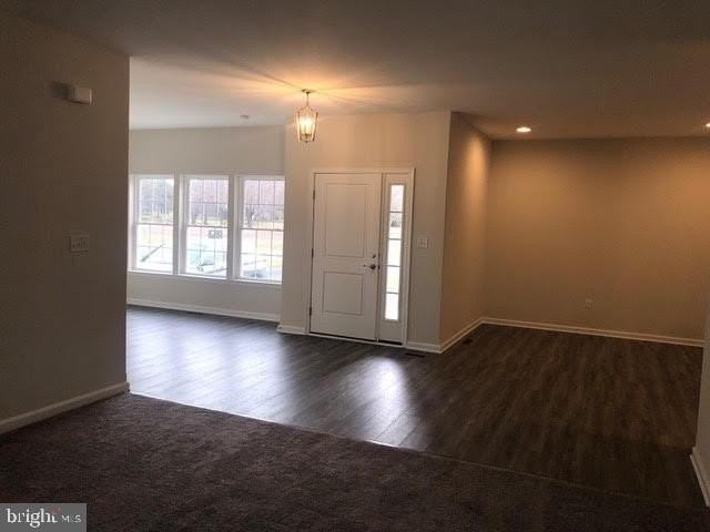 10 Backwater Ct - Photo 4 of 14