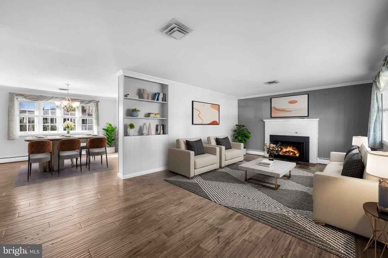 2112 Suburban Greens Drive - Photo 4 of 39