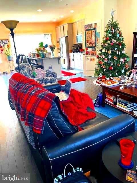 112 Graystone Dr - Photo 2 of 3