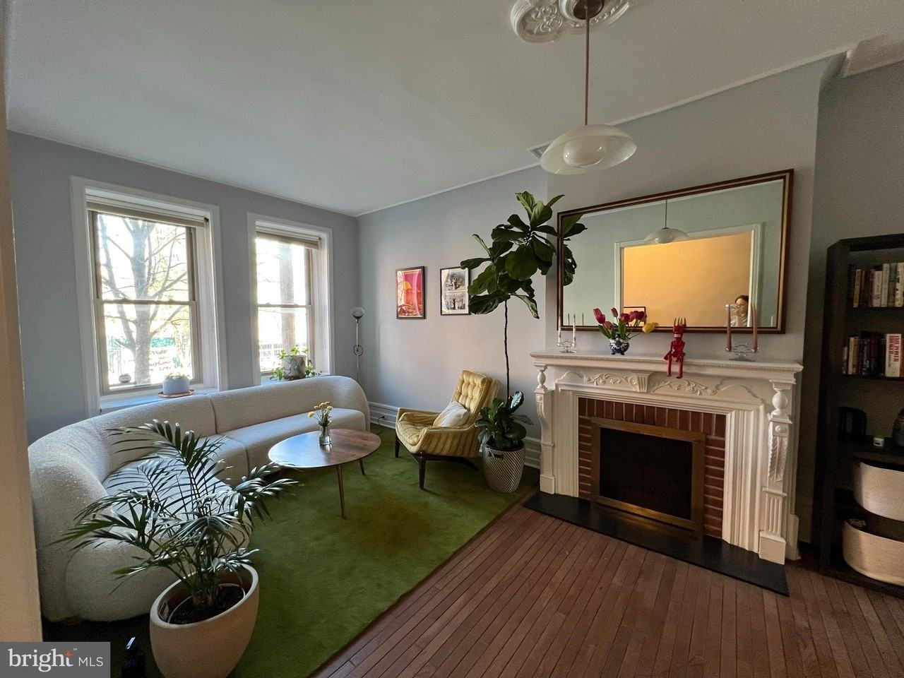 855 North 24th Street - Photo 6 of 35