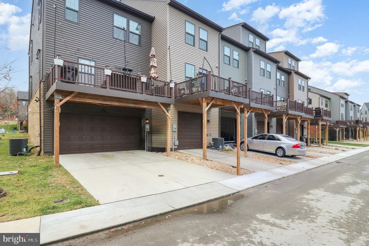 2042 Track Cir - Photo 6 of 28