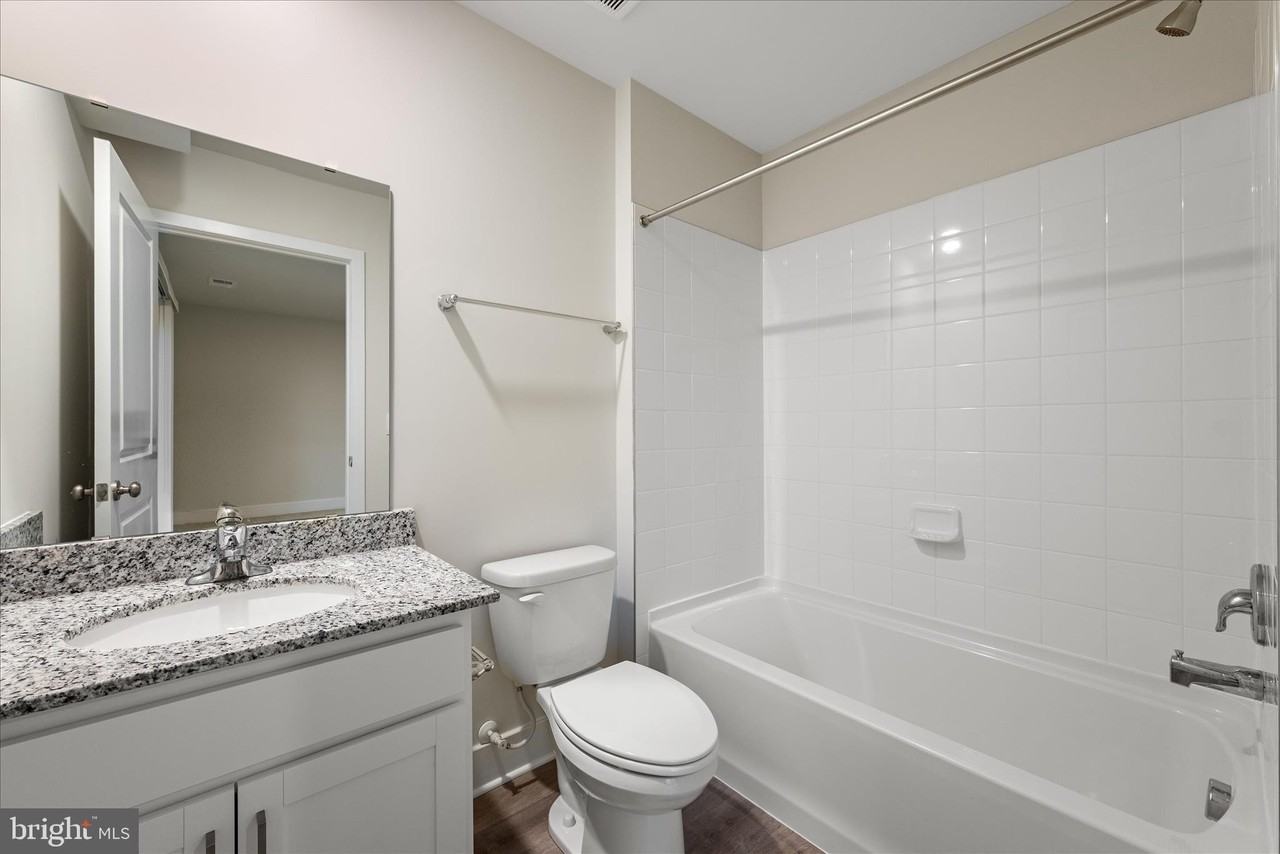 180 Munsee Cir - Photo 5 of 17