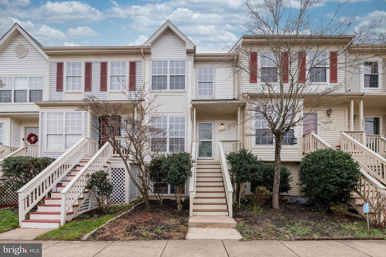 14171 Autumn Cir - Photo 2 of 25