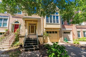 featured image of 2162 Kings Garden Way