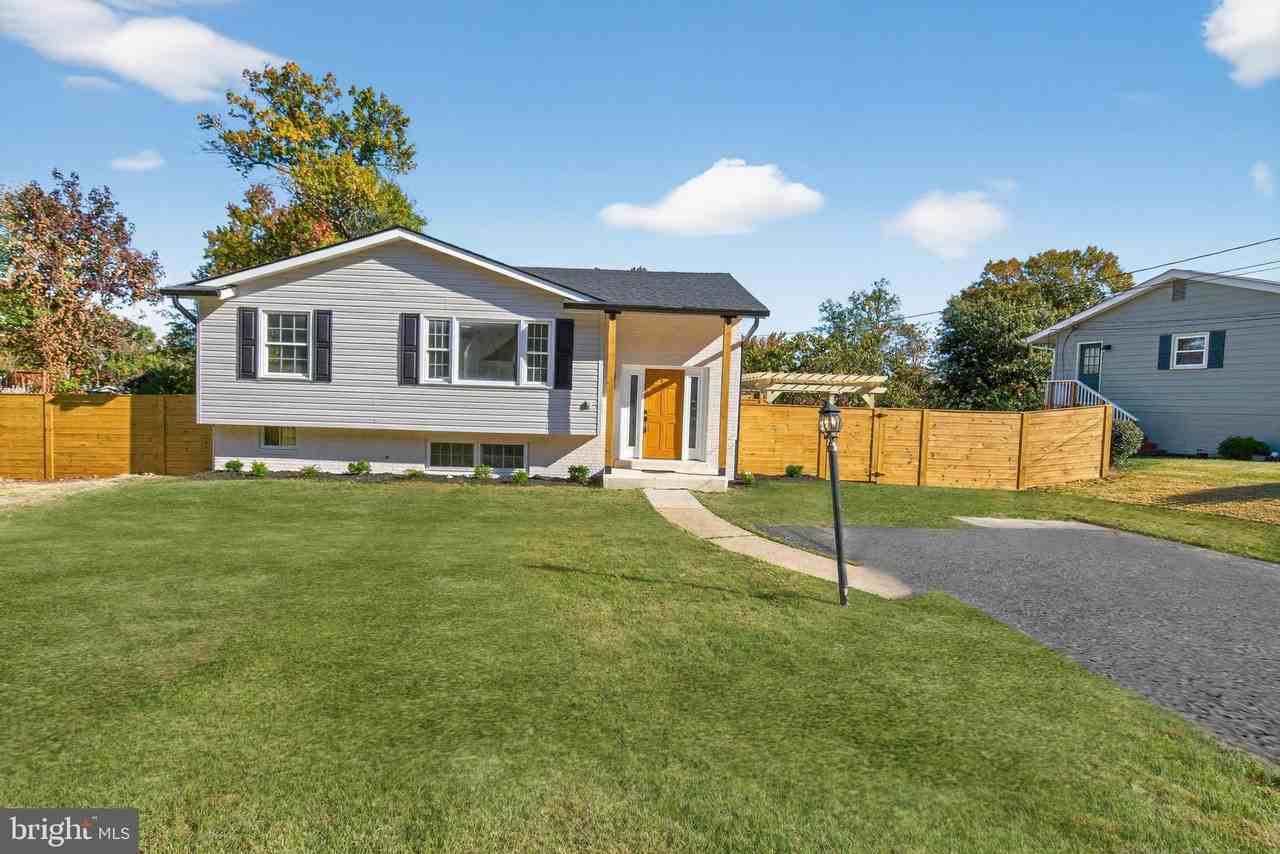 8915 Sylvania Street - Photo 2 of 32