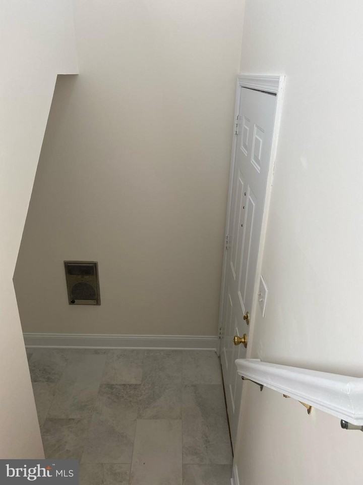 9470 Scarlet Oak Dr - Photo 3 of 33