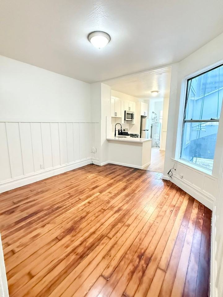 136 (2230-40 Bryant) - Photo 6 of 22