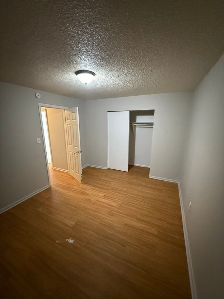 1588 Macon St #102 - Photo 6 of 8