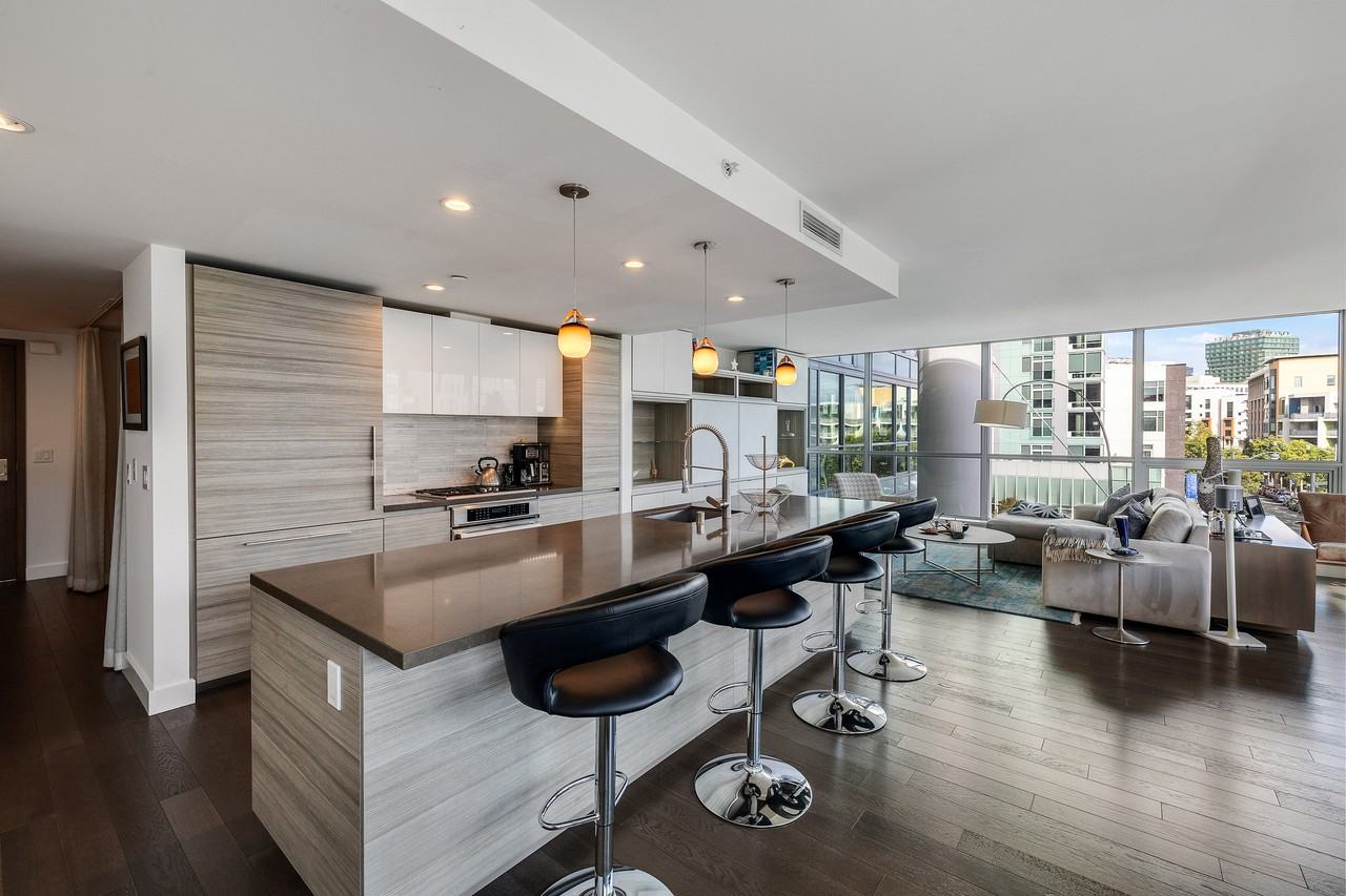 708 Long Bridge Street #407 - Photo 4 of 48