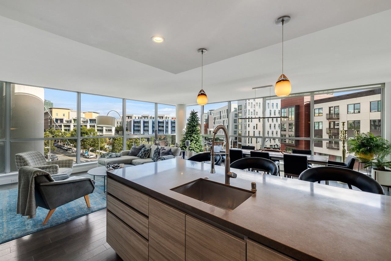 708 Long Bridge Street #407 - Photo 6 of 48