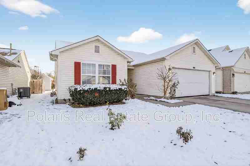 439 Venus Dr - Photo 2 of 27