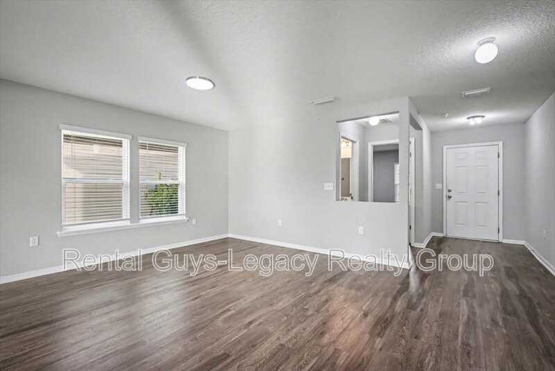 5054 Oak Bend Ave - Photo 7 of 44