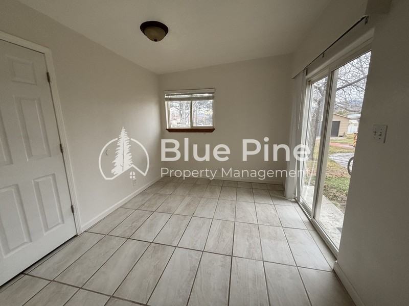 3551 Jason Ave #4 - Photo 6 of 9