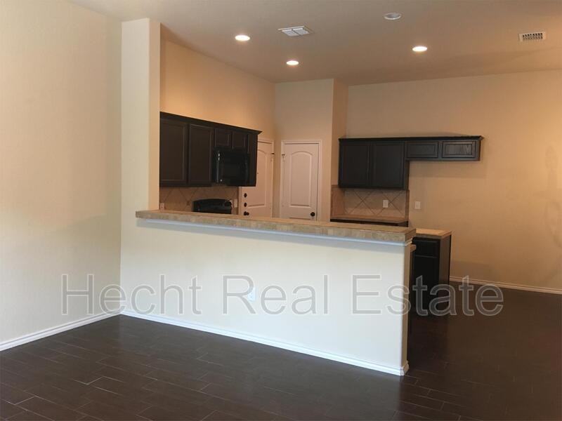 684 Creekside Circle - Photo 3 of 13