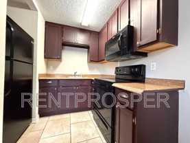 810 Eresken Avenue #B - Photo 1 of 1