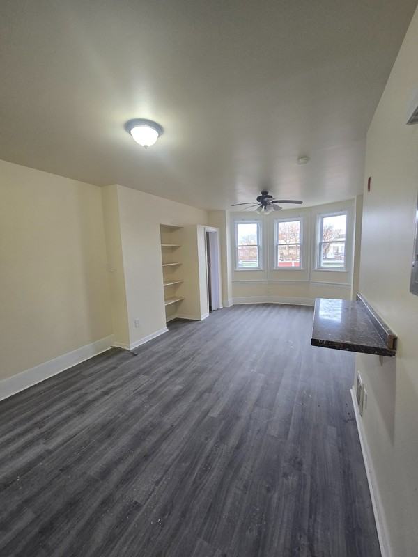 3219 N 13th St - Photo 2 of 8