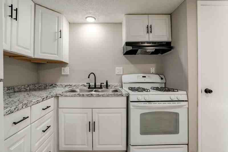 3301 Wood Ave #10 - Photo 6 of 20