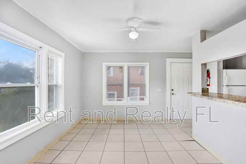 827 Paris Ave S #1 - Photo 2 of 18